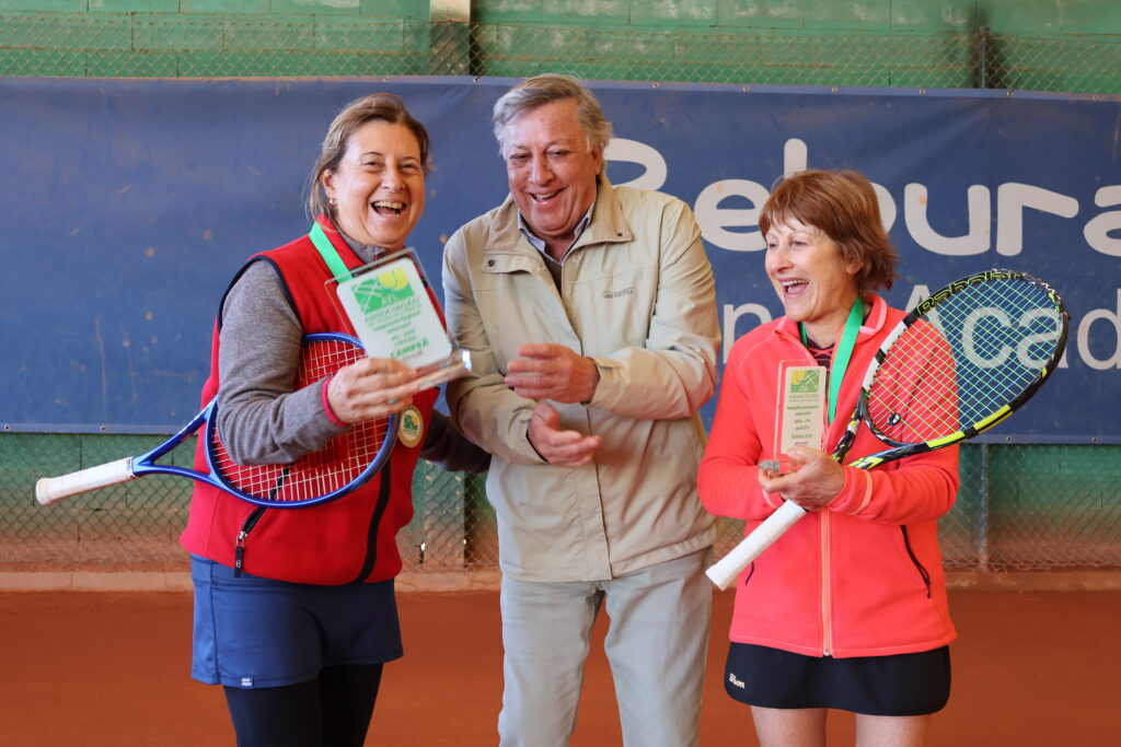 Isabel Cunha de Eça conquista título regional +70 femininos em sistema round robin Associação de Ténis de Lisboa