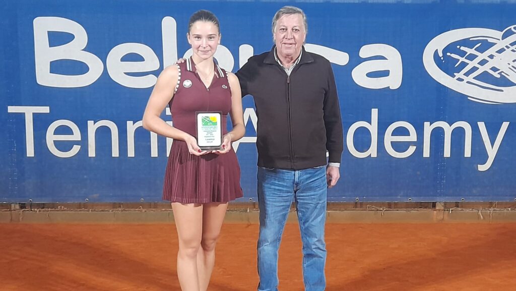 Miroslava Medvedev sagra-se campeã regional absoluto 2026 Associação de Ténis de Lisboa