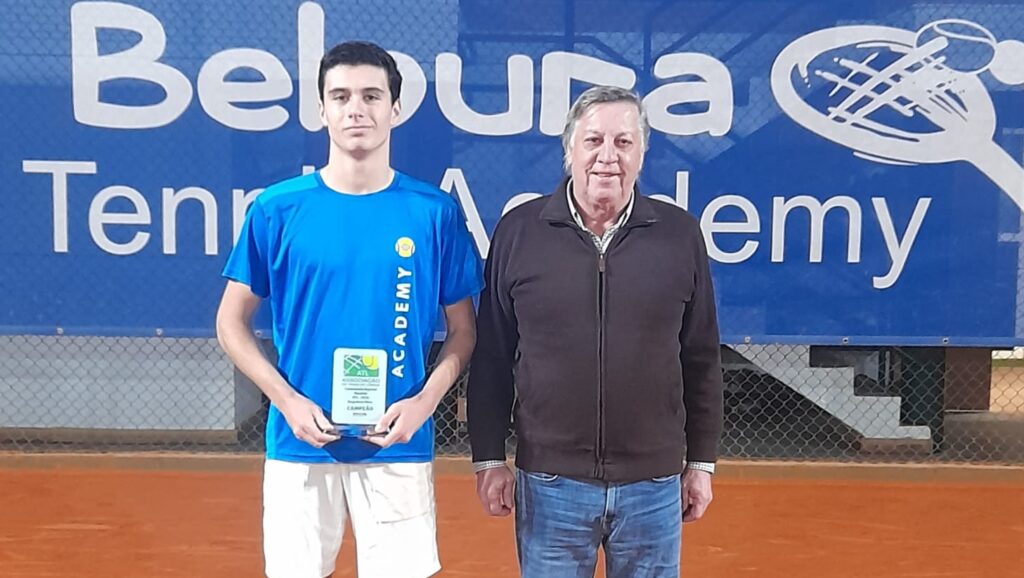 Bernardo Severino sagra-se campeão regional absoluto 2026 Associação de Ténis de Lisboa